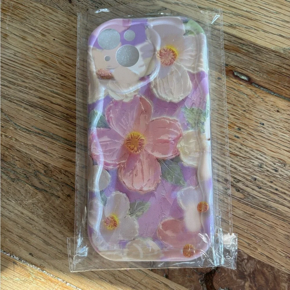 NWT iPhone 15 plus cover
